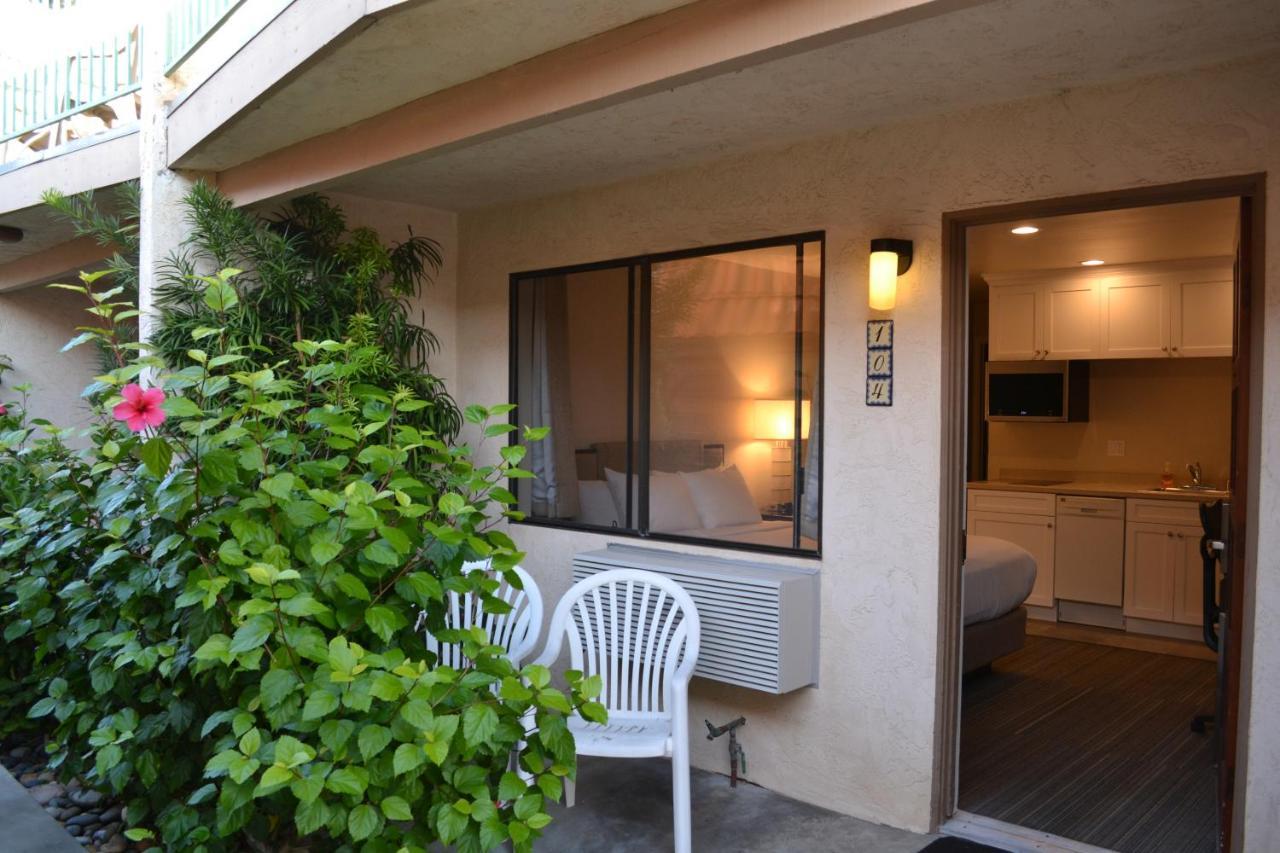Moonlight Beach Motel Енсинитас Екстериор снимка